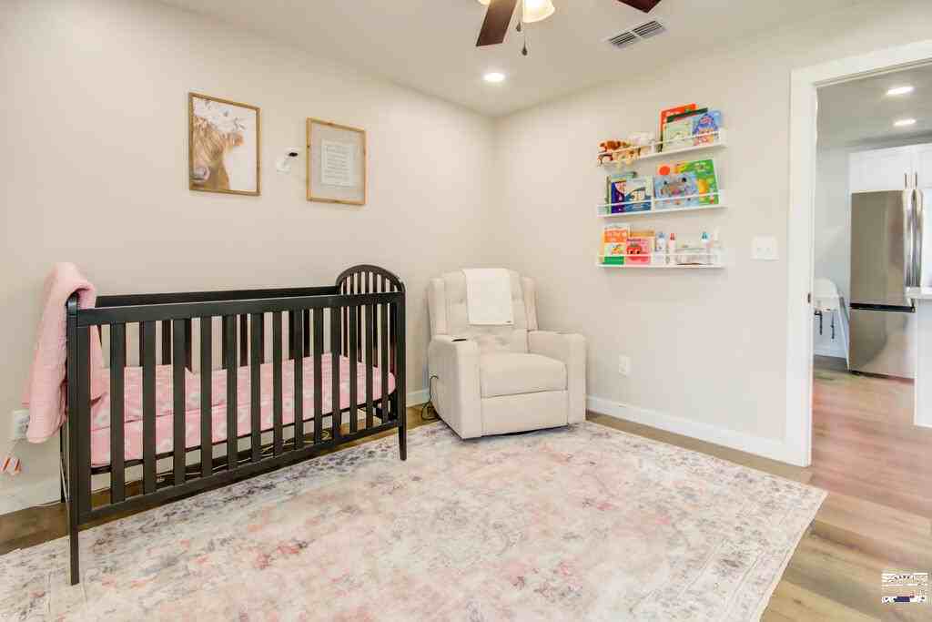 3801 Pine St #1 - Photo 7 of 10