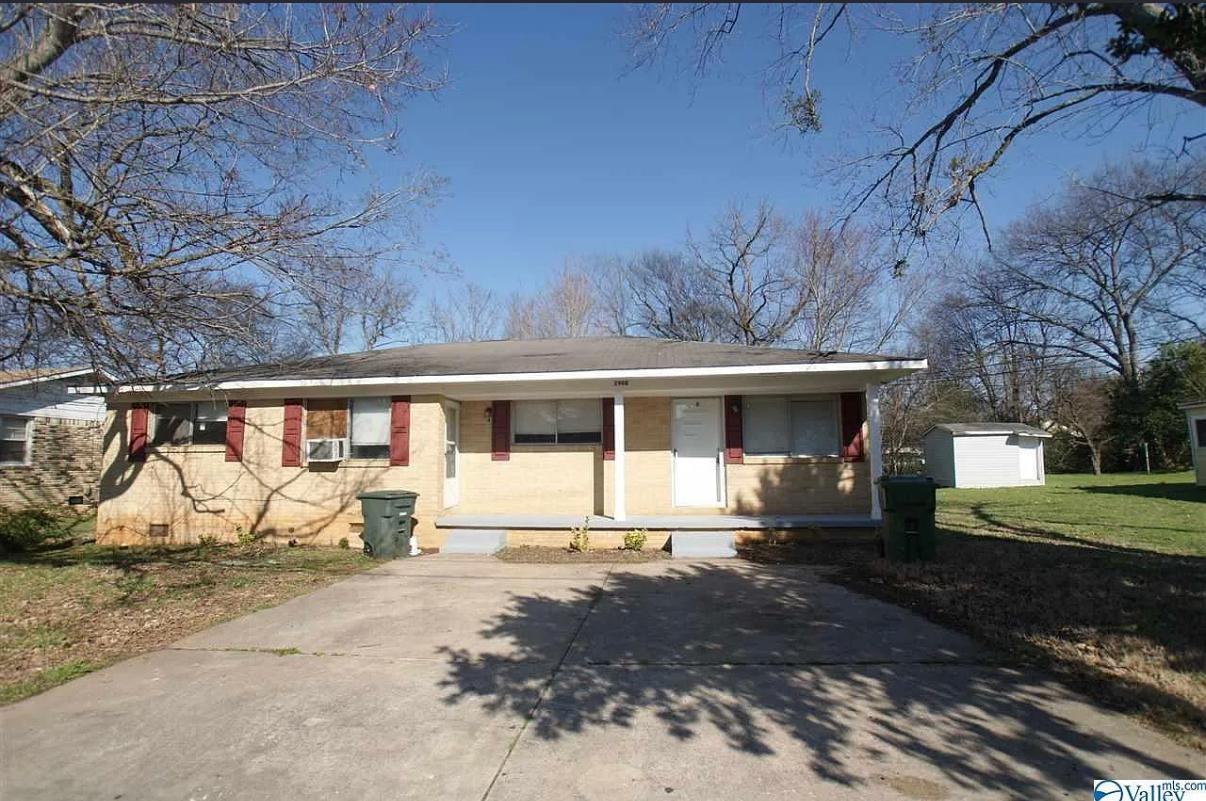 2908 Hart Dr Nw #B - Photo 2 of 9