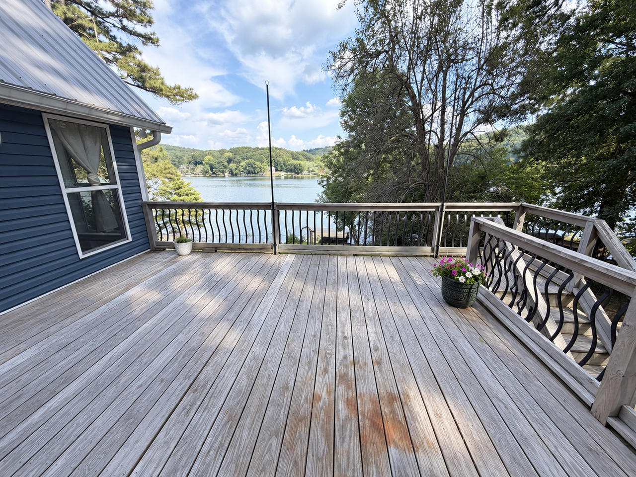 8361 Emerald Lake Dr W - Photo 6 of 31