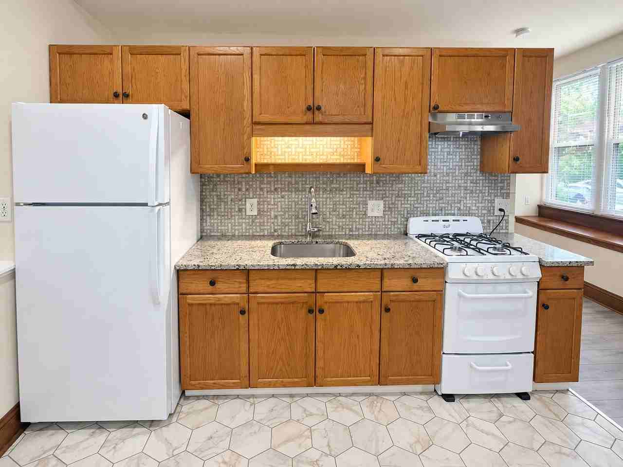 1637 Haworth St #A - Photo 7 of 14