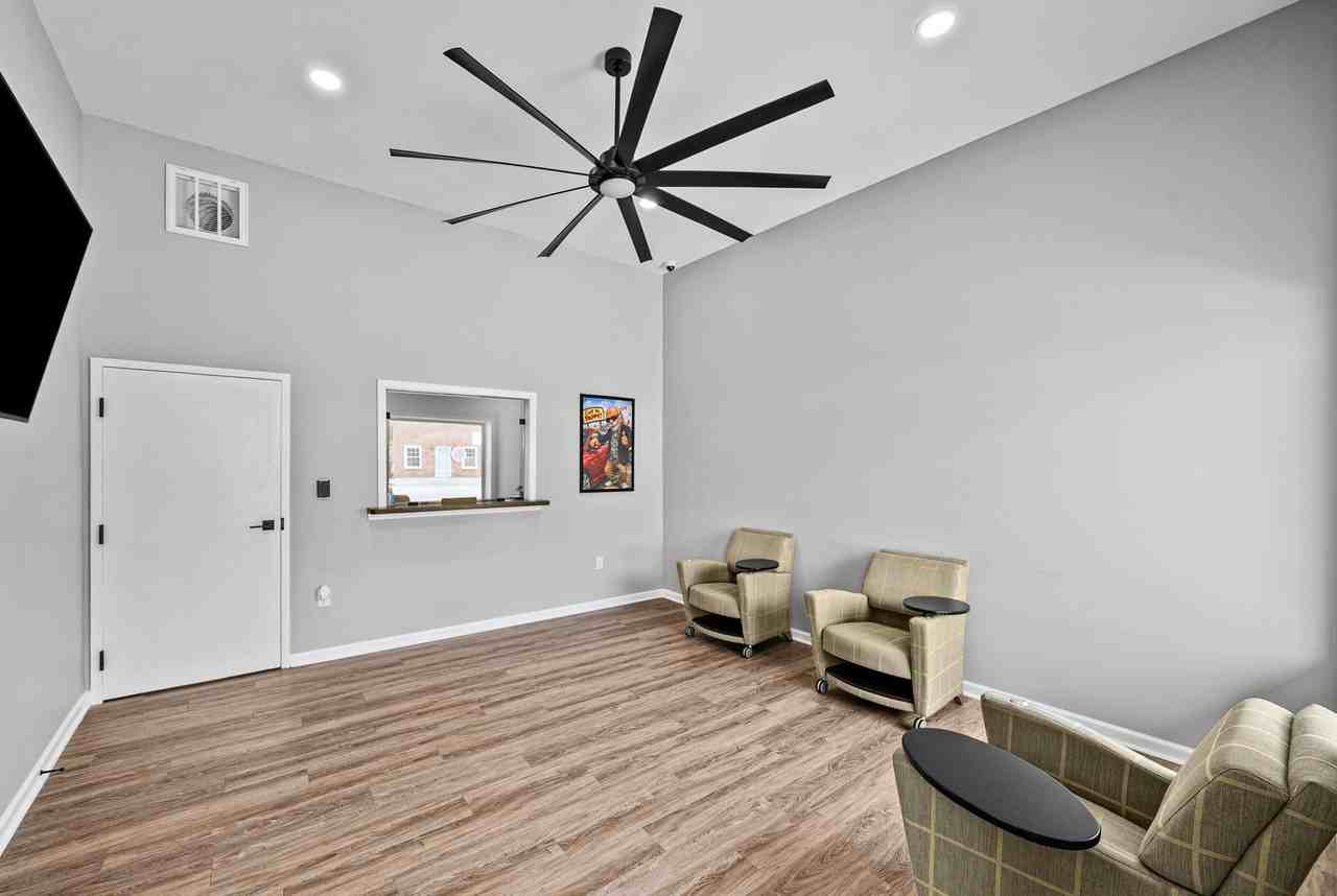 2304 S Walnut St #1 - Photo 5 of 31