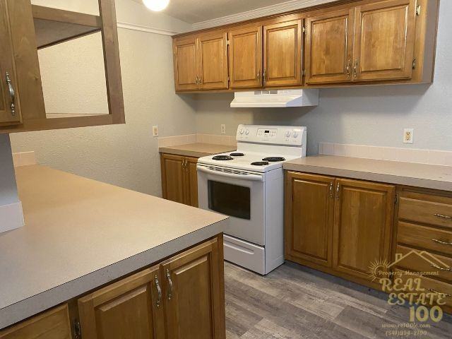 515 Se Keel Ave #581CNL - Photo 2 of 10