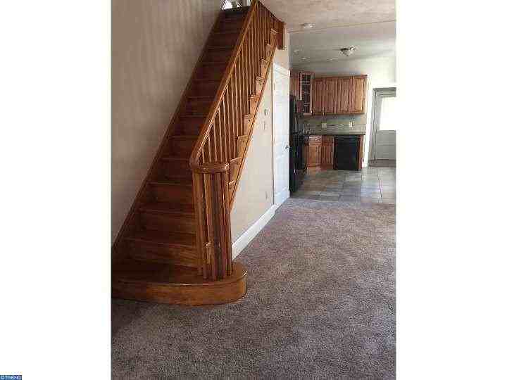 125 Davis St - Photo 2 of 24