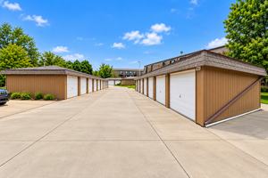 featured image of 2206 Thunder Ridge Blvd