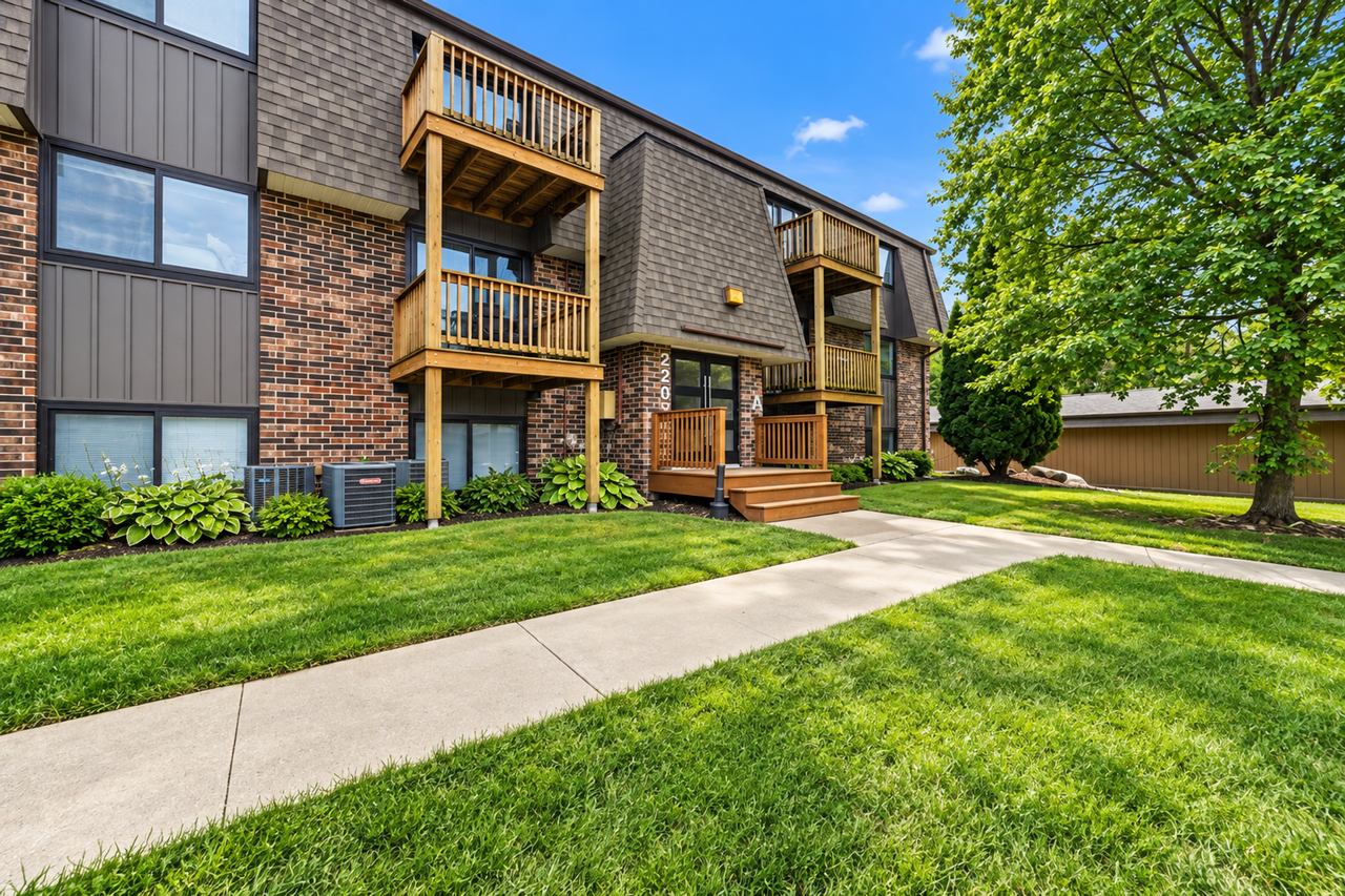 Thunder Ridge Apartments - Photo 4 of 39