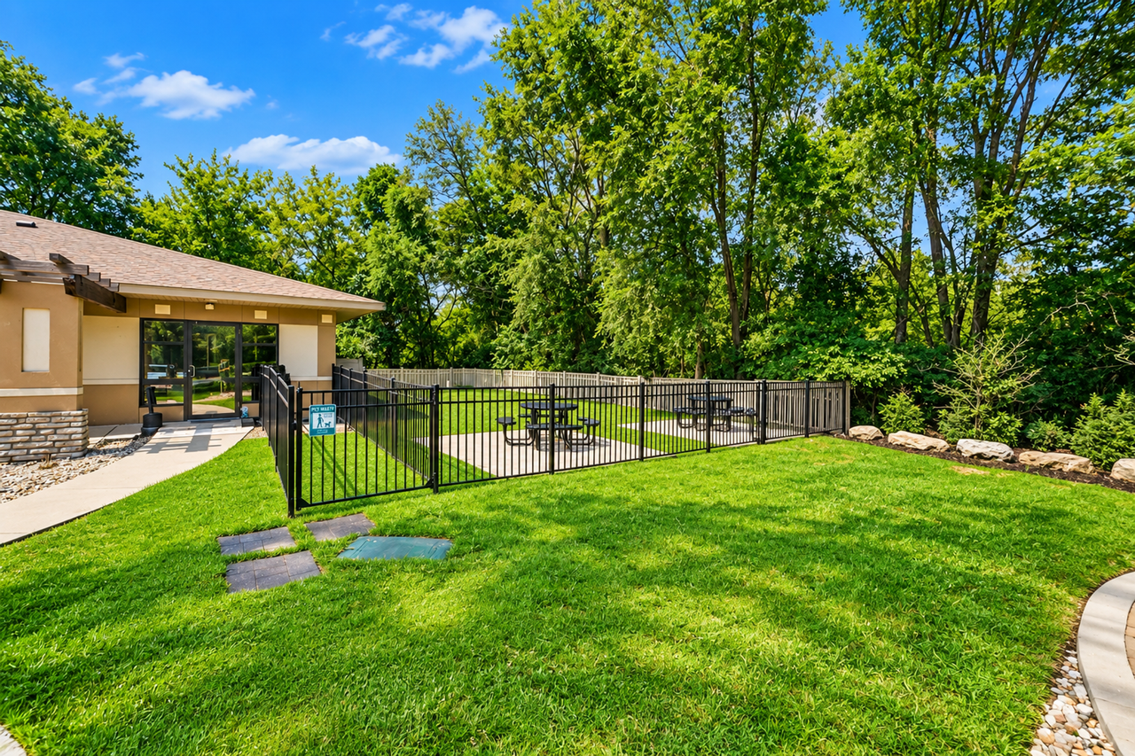 Thunder Ridge Apartments - Photo 6 of 39