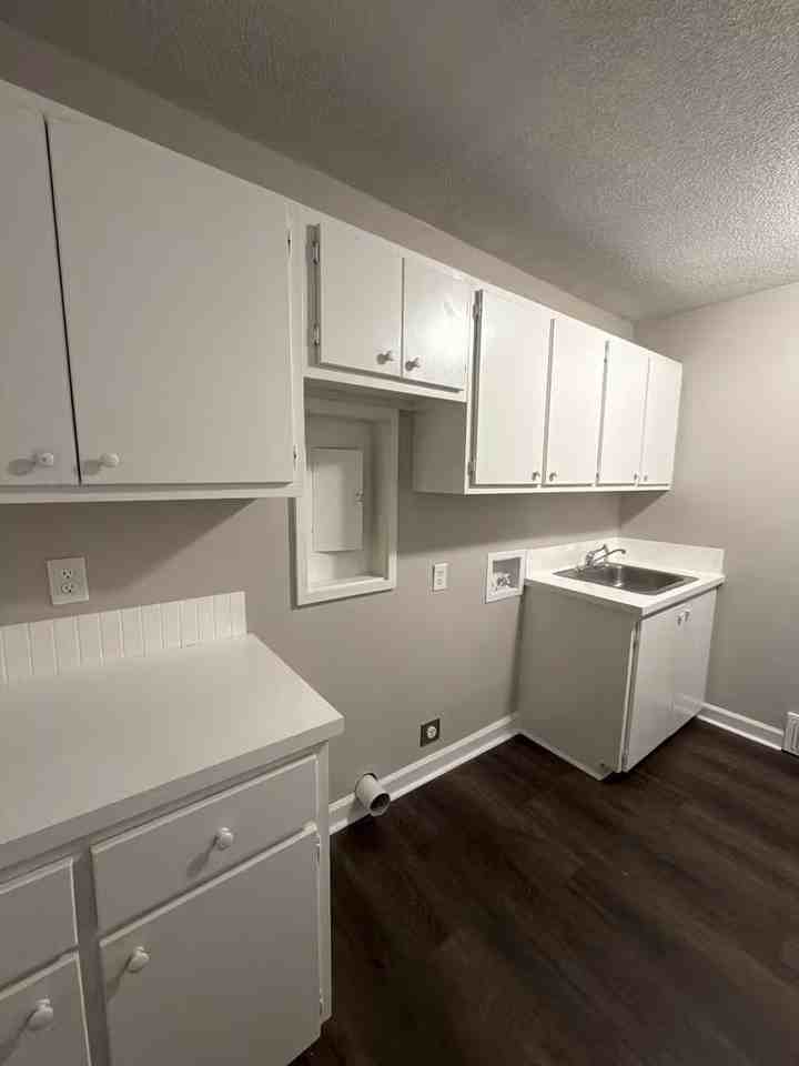 5353 Derron Ave #1 - Photo 5 of 5