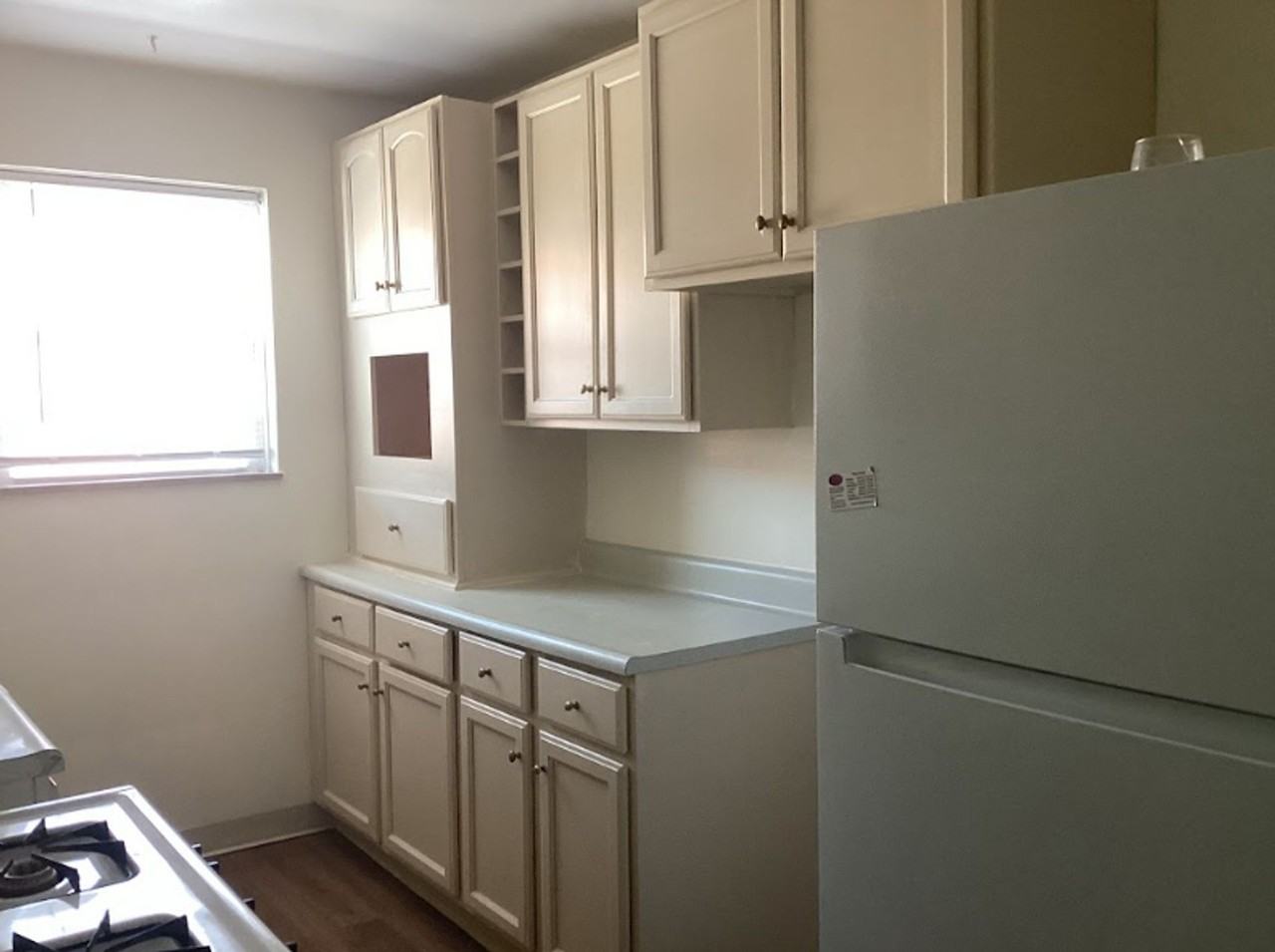 Crestview - Photo 3 of 30
