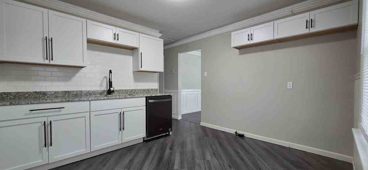 21222 Audrey Ave #1 - Photo 4 of 15