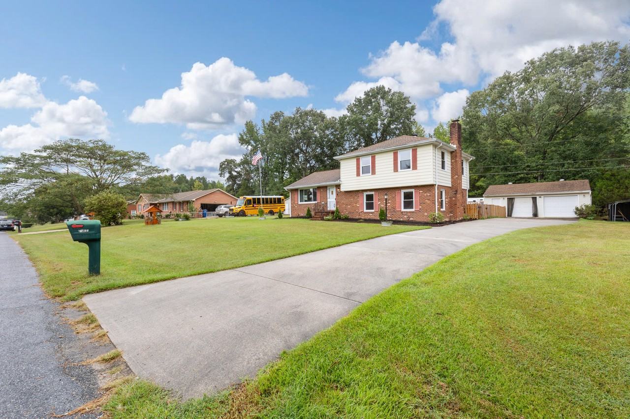 5309 Chesdin Rd #1 - Photo 4 of 40