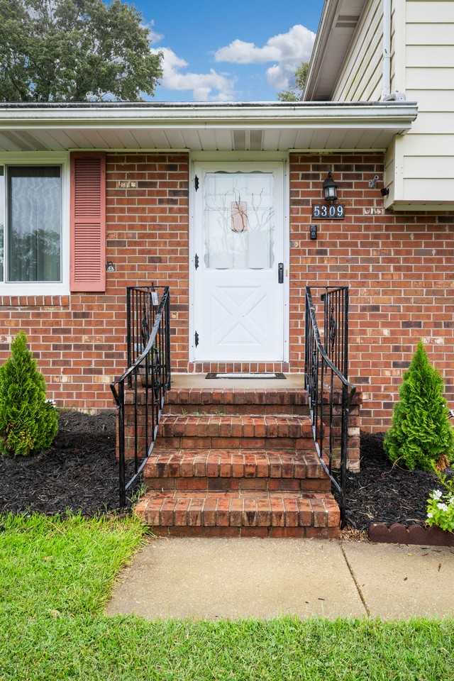 5309 Chesdin Rd #1 - Photo 5 of 40