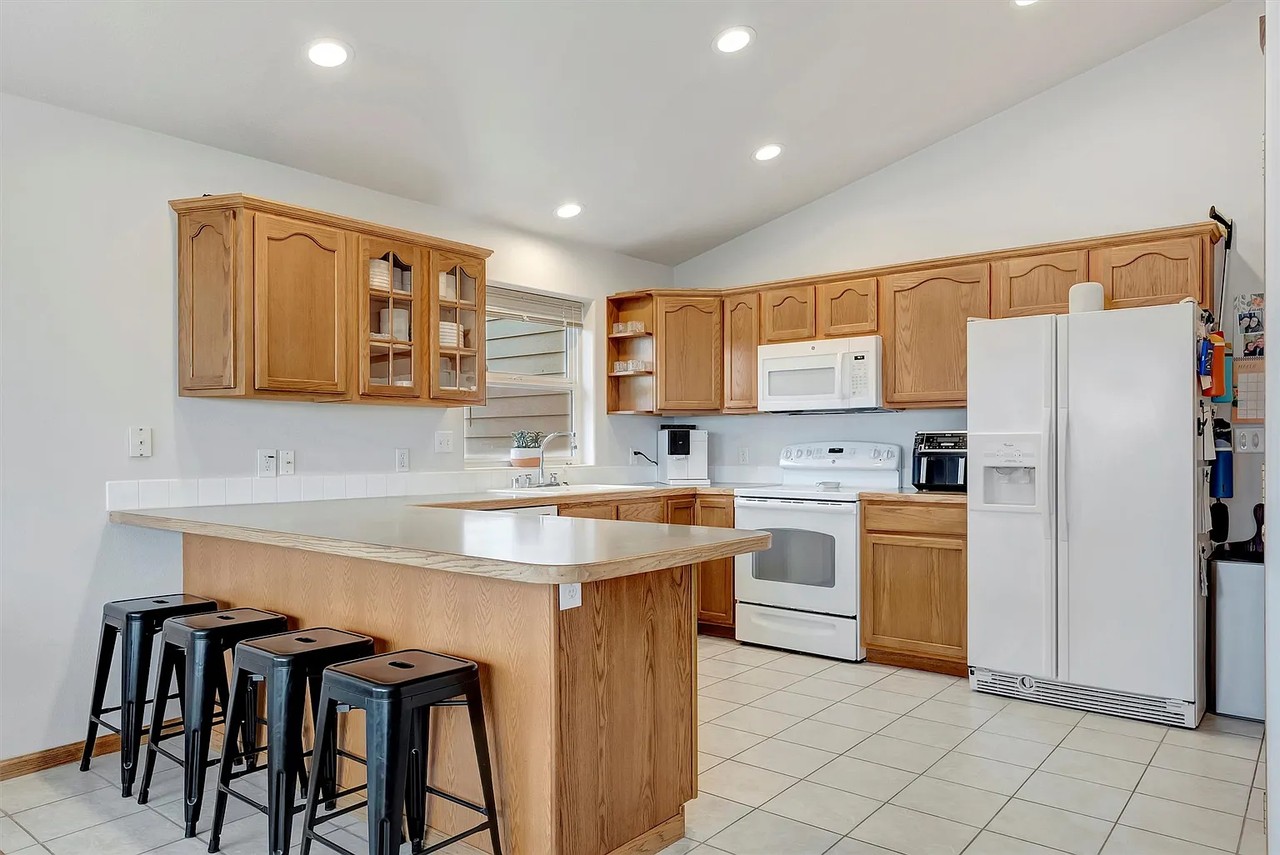 4360 Nicole Ct #1 - Photo 3 of 34
