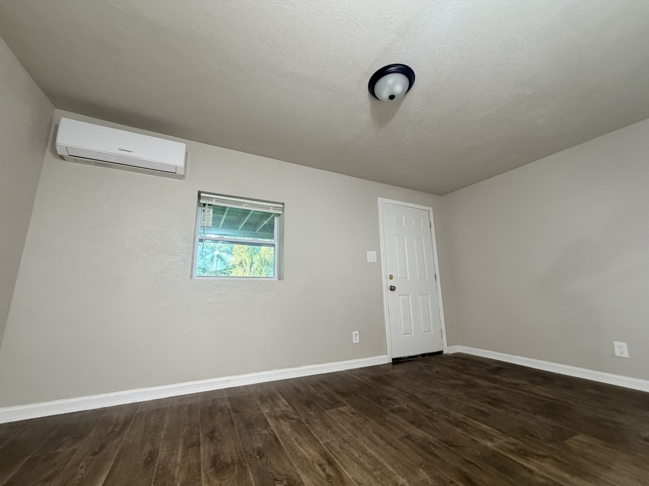 1960 Clinton Rd #60I - Photo 5 of 44