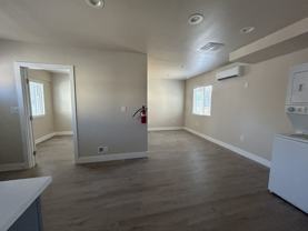 921 East 6th Street - Photo 1 of 1