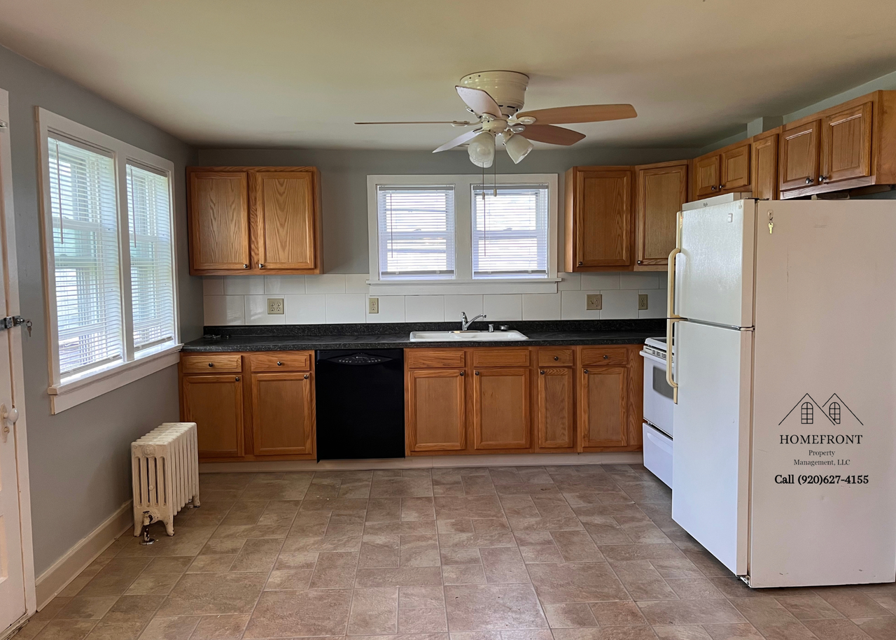 3804 Wisconsin 42 - 5 #3804UNIT5 - Photo 3 of 10