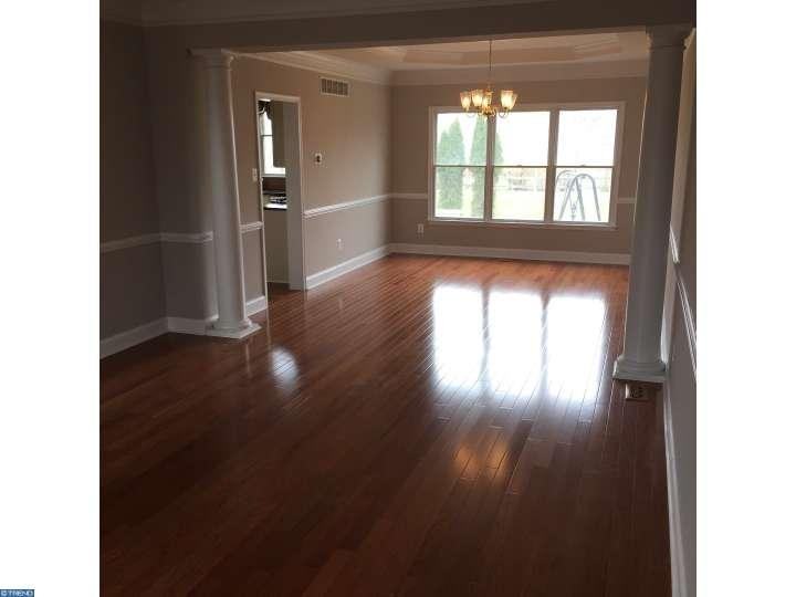 2109 Peregrine Cir - Photo 3 of 24