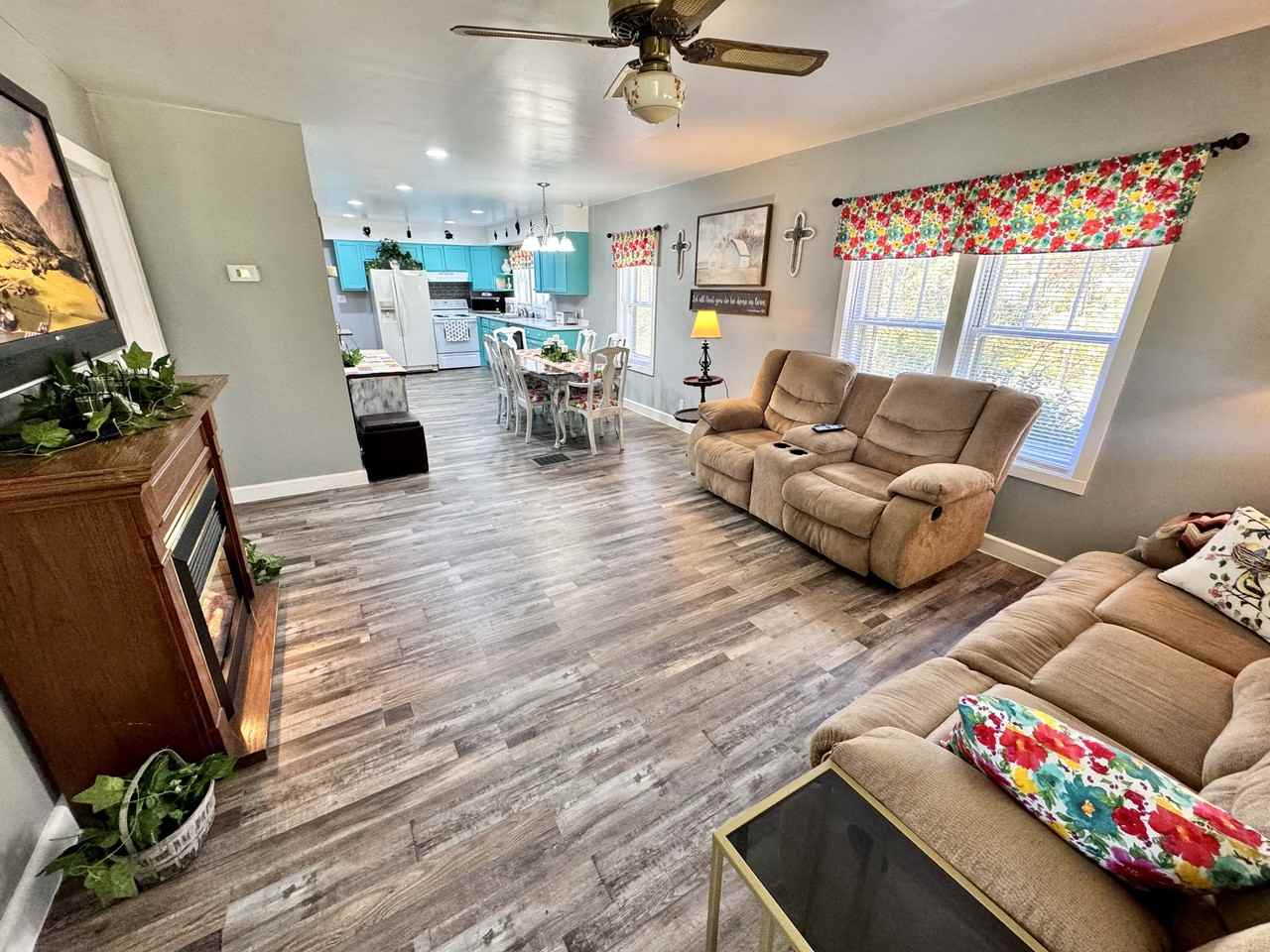 1315 Ellison Pulaski Rd #1 - Photo 2 of 18