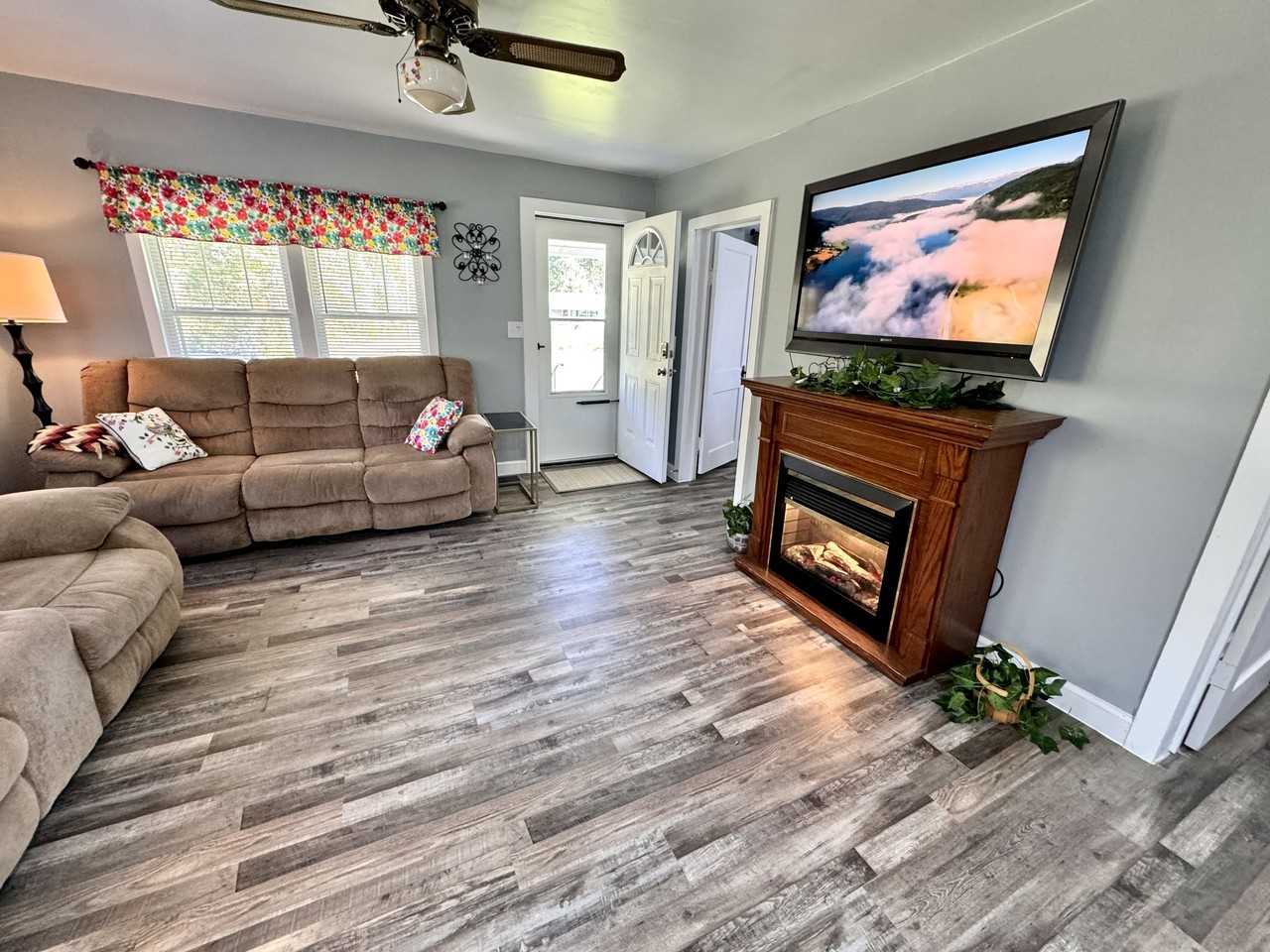 1315 Ellison Pulaski Rd #1 - Photo 3 of 18