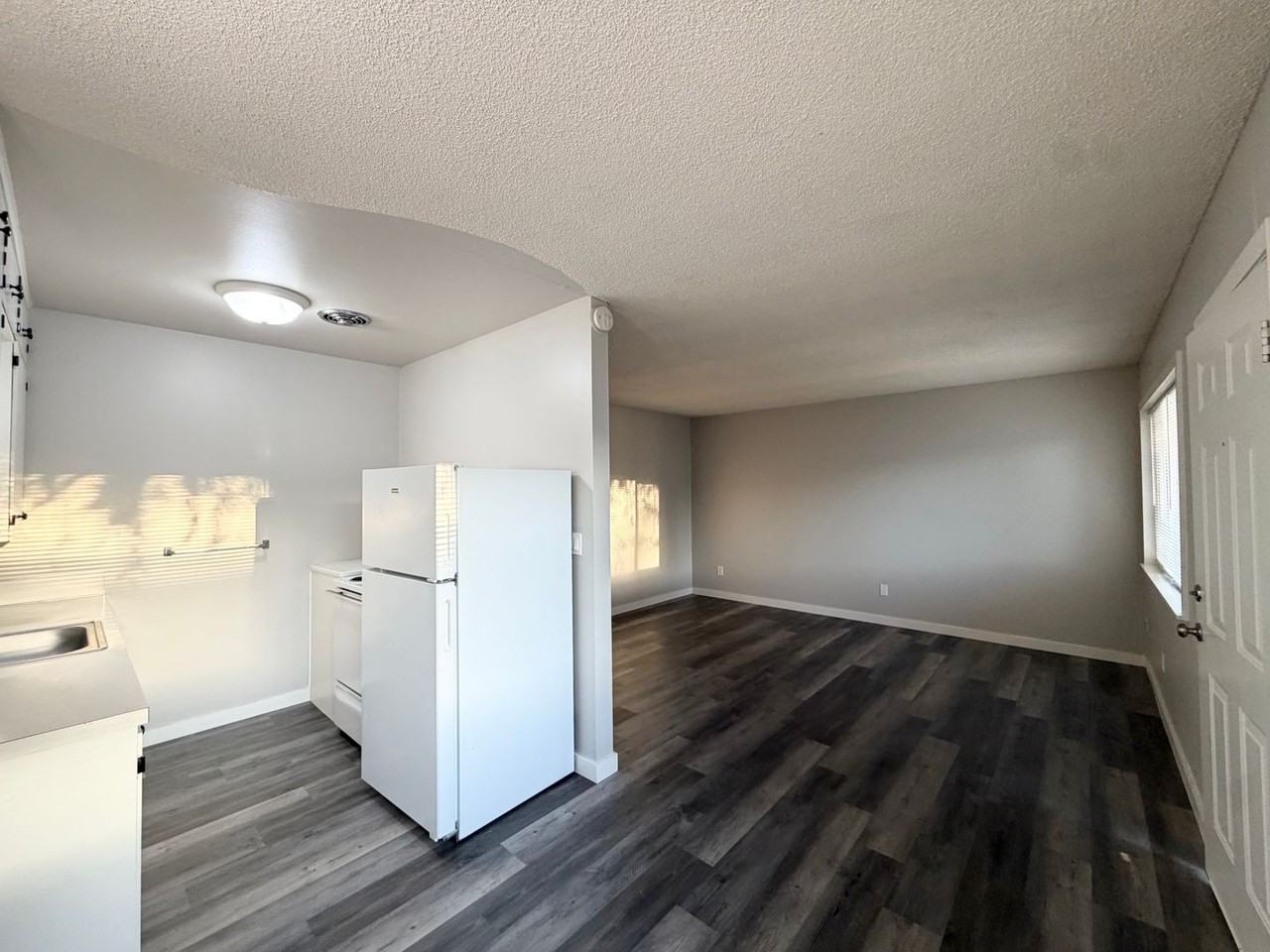 P117 - Gardenside Apartments - Photo 4 of 50