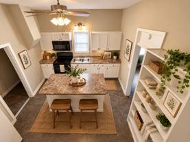 812 W University Ave - Photo 1 of 1