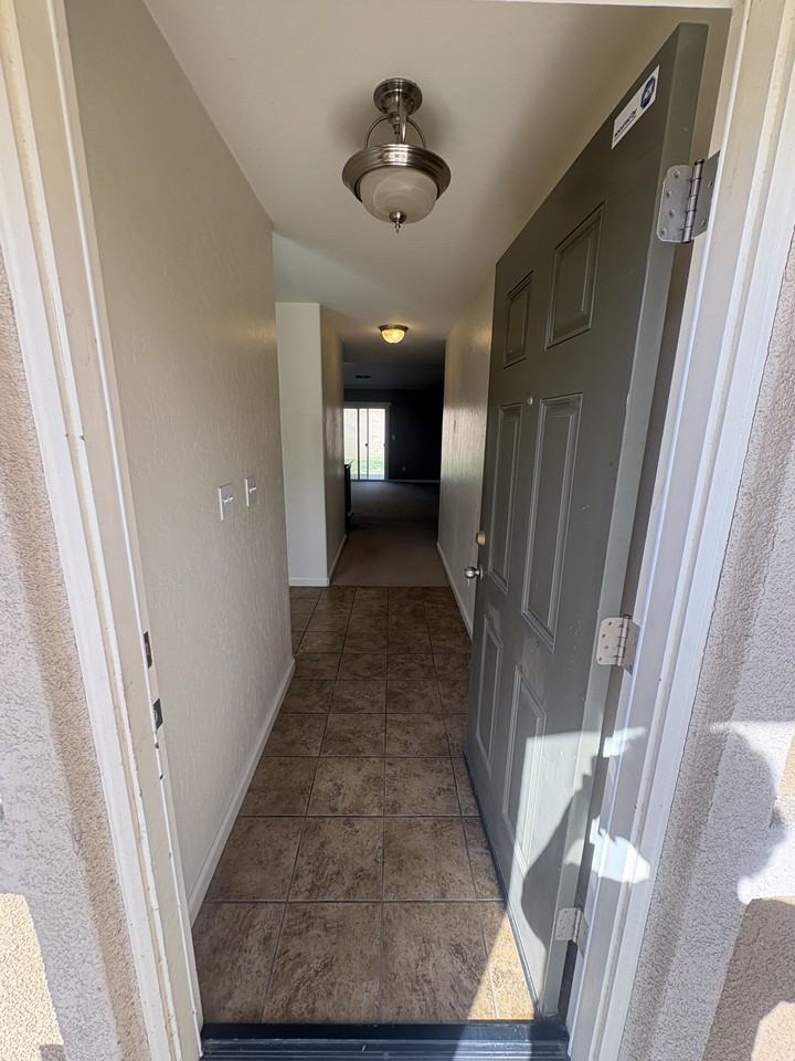 3431 N Linda Vista St #1 - Photo 2 of 19