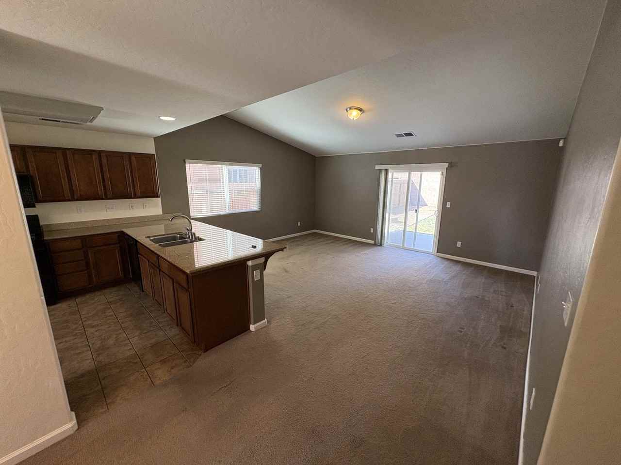 3431 N Linda Vista St #1 - Photo 4 of 19