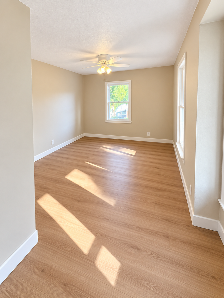 727 Bluff St #1 - Photo 6 of 9