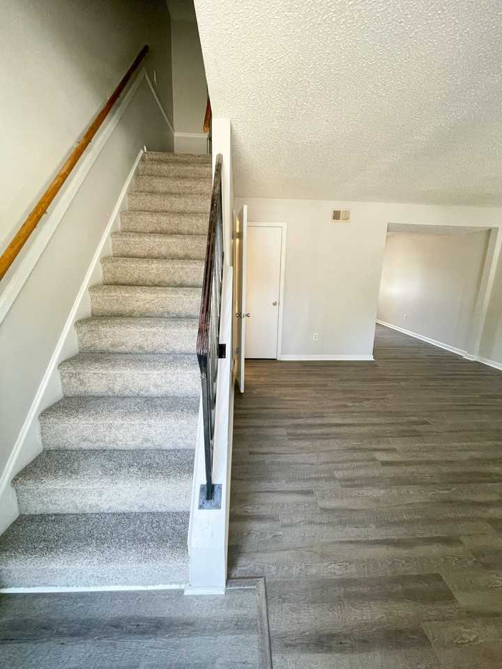 4605 Grove Park Ln #1 - Photo 2 of 12