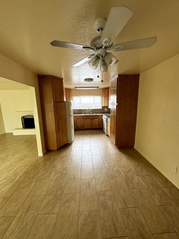 487 Larson Ct #1 - Photo 4 of 20