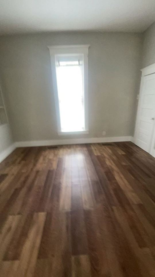 119 E 8th St - Photo 7 of 10
