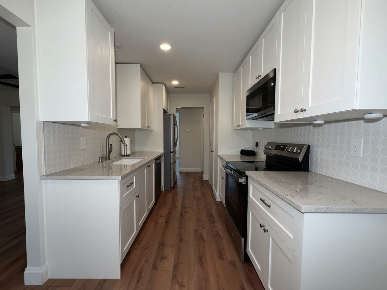 1708 Creekside Ave #1 - Photo 6 of 10