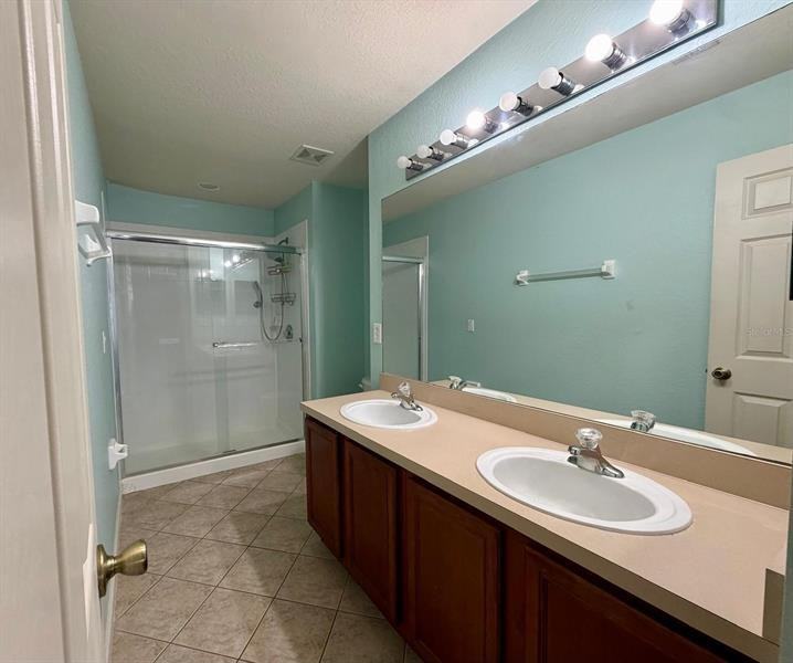 3069 Ashland Ln N #1 - Photo 4 of 11