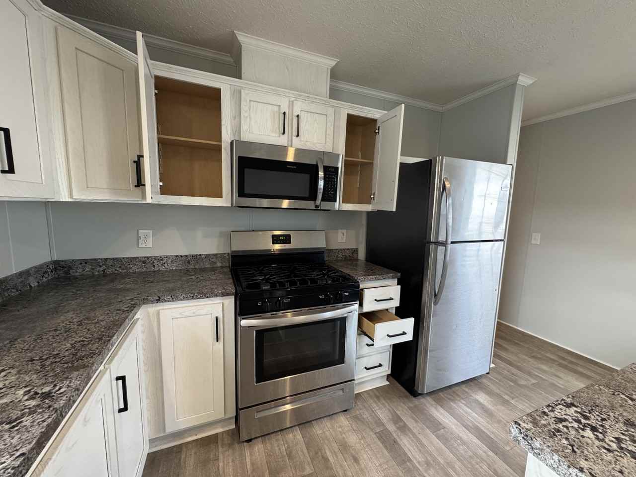 2022 Marmoor Dr #26 - Photo 6 of 39