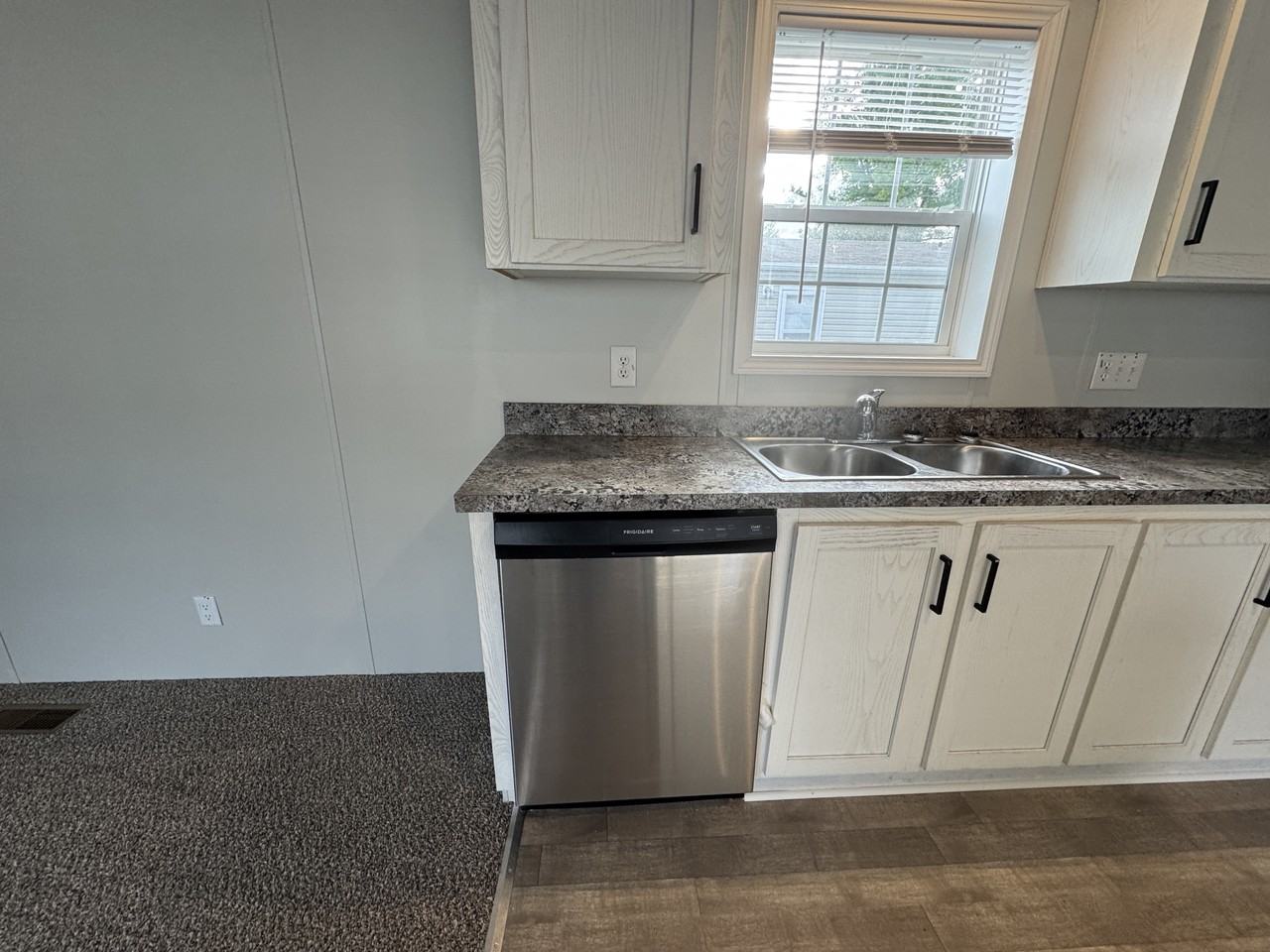 2022 Marmoor Dr #26 - Photo 7 of 39
