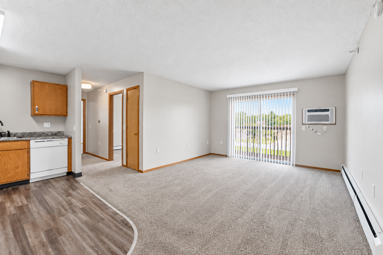 Rolling Meadows Apartments - Photo 4 of 32