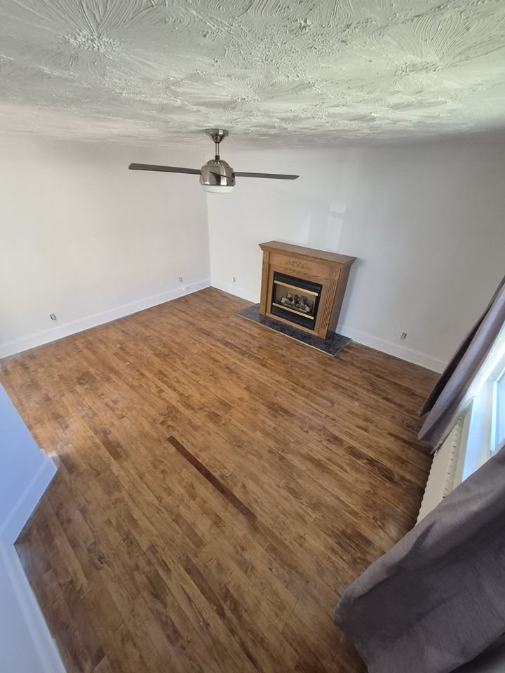 262 Ste-Anne Avenue #A - Photo 2 of 19