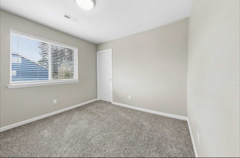 20320 19th Avenue East - Photo 2 of 7
