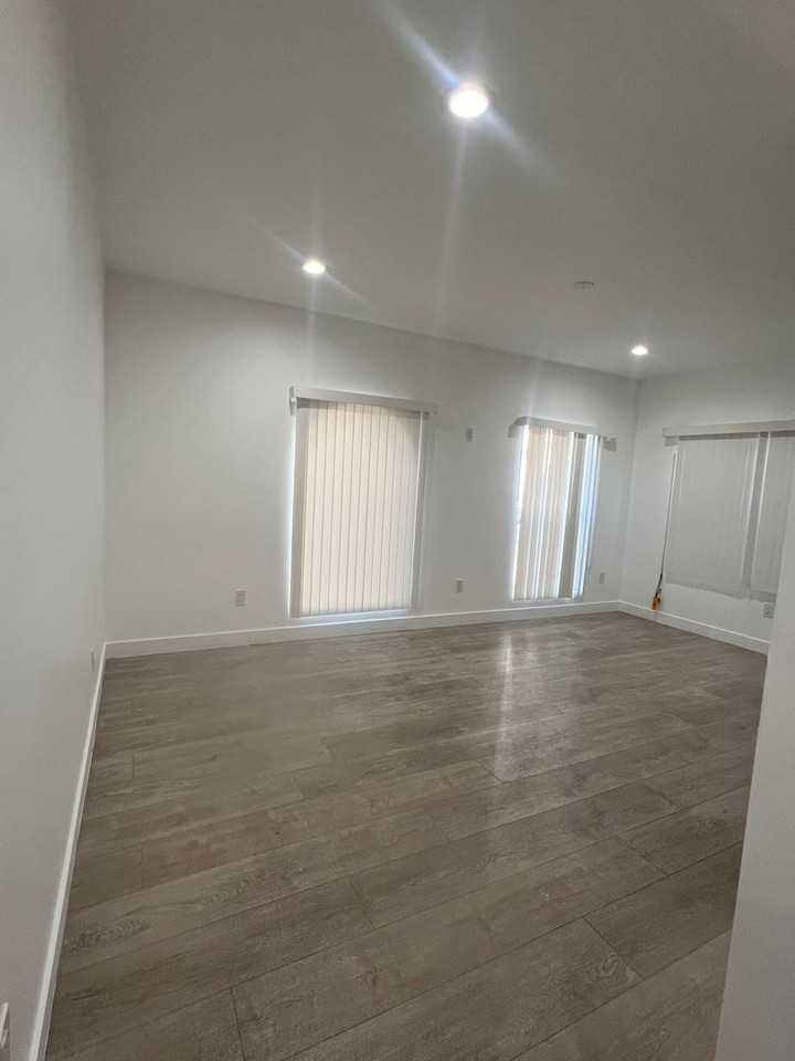 666 Shatto Place - Photo 2 of 19