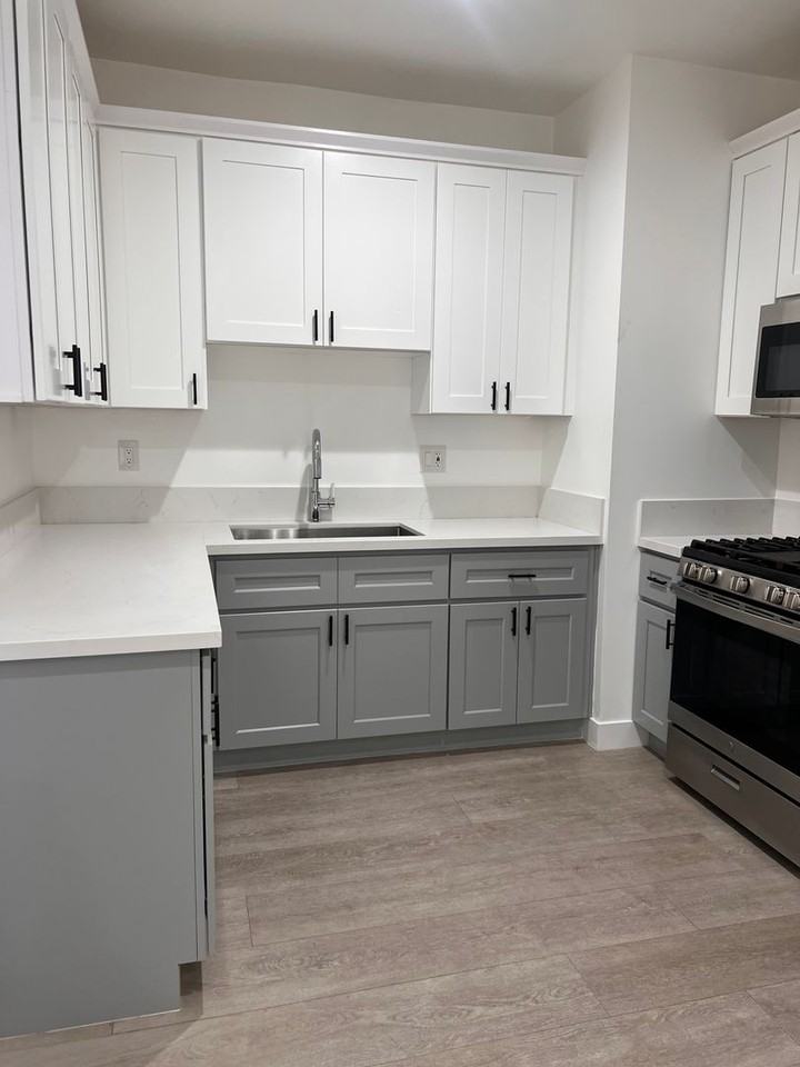 666 Shatto Place - Photo 6 of 19
