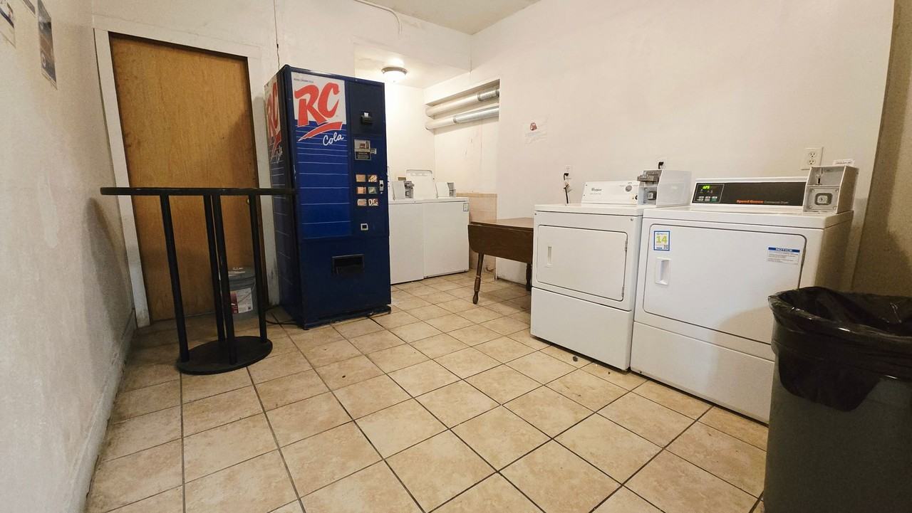 Whitestone Manor Apartments - Photo 2 of 17