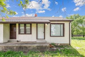 featured image of 1728 N Hillside St