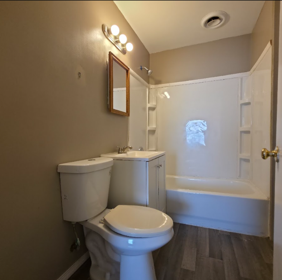3424 Seymour Ave #2 - Photo 5 of 12