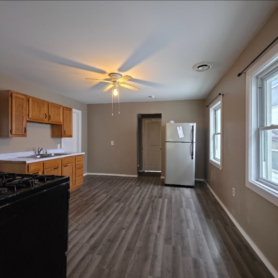 3424 Seymour Ave #2 - Photo 6 of 12
