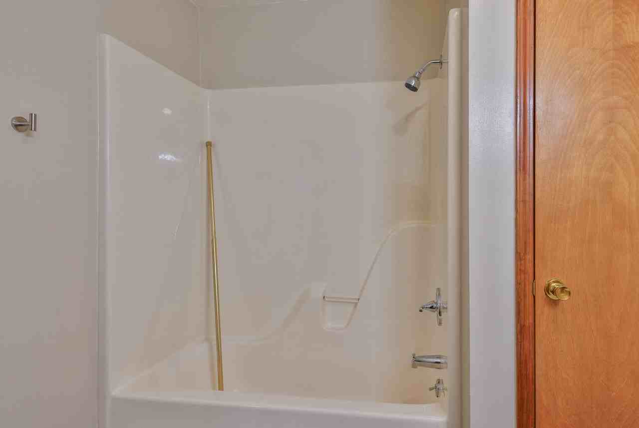 168 Clifton St - Photo 3 of 14