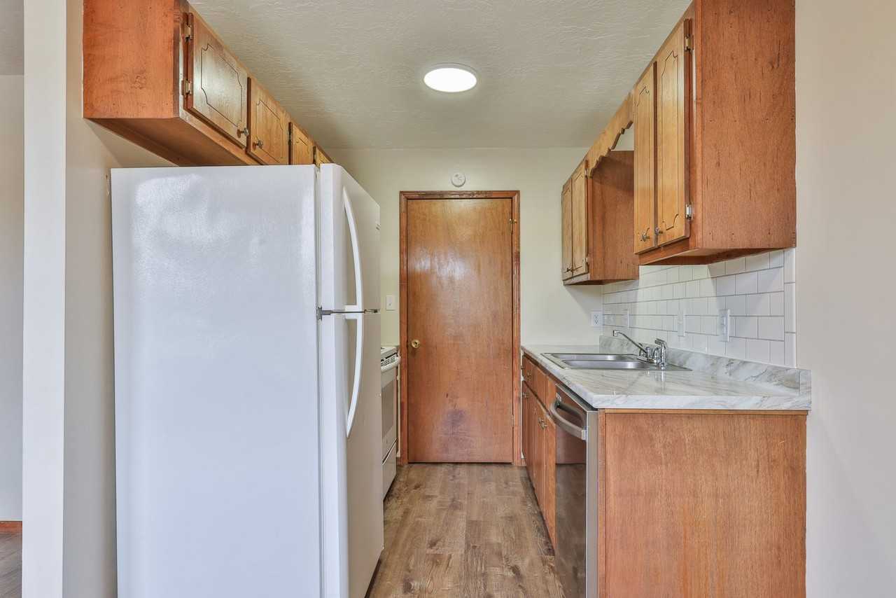 168 Clifton St - Photo 6 of 14