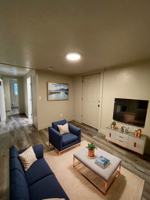 featured image of 951 N Redwood Rd