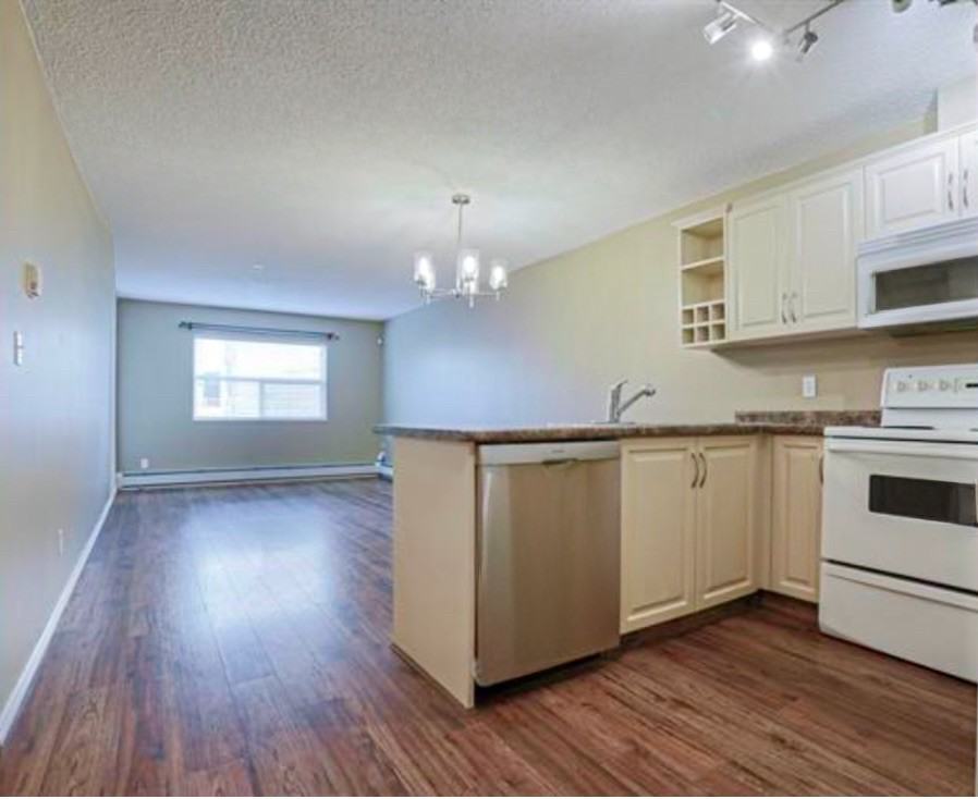17404 64 Ave NW - Photo 2 of 10
