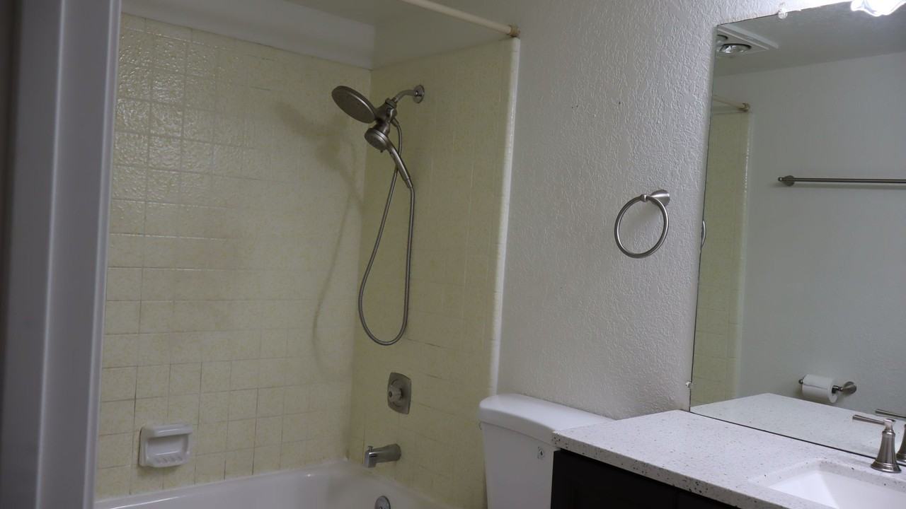 1201 Lea St - Photo 6 of 50