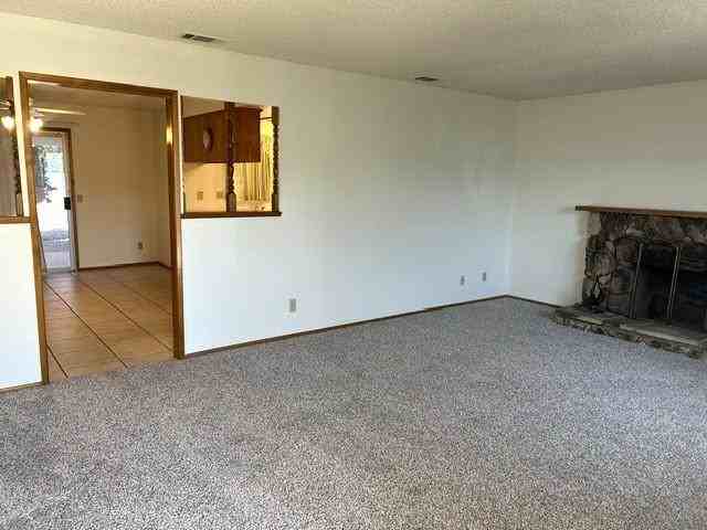 781 Somerset Ct - Photo 4 of 17