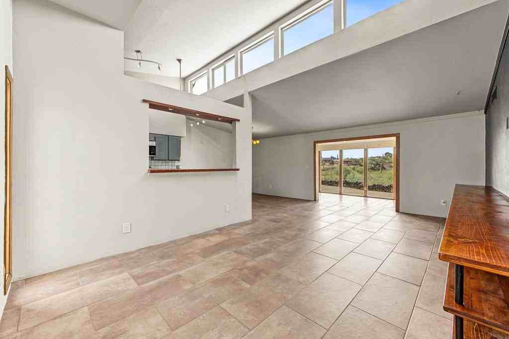 2845 N Silver Spur Dr - Photo 6 of 38